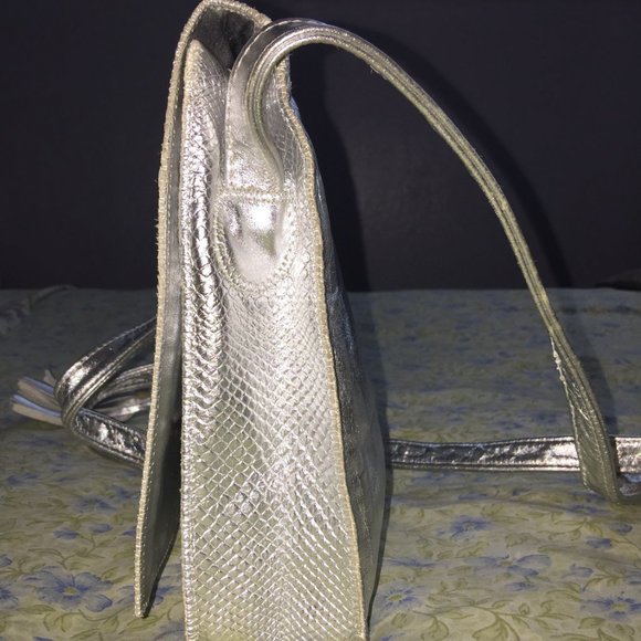 Park Ave Int. Vintage Crossbody Bag - Picture 5 of 10